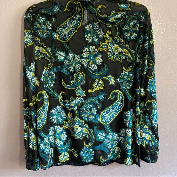 Sag Harbor 70s floral top - Picture 8 of 9